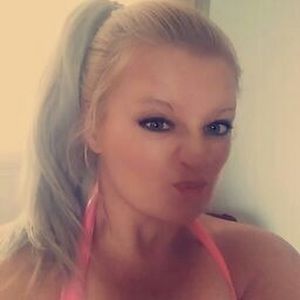 Meet your Posher, Carla